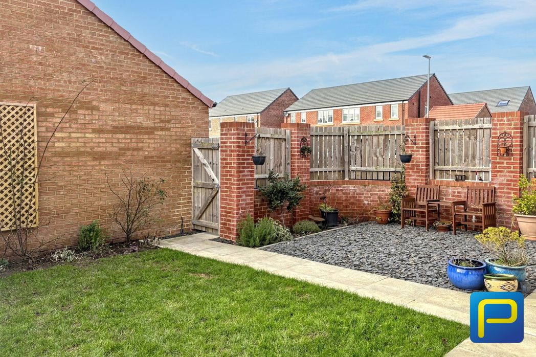 Property image 17 of 19