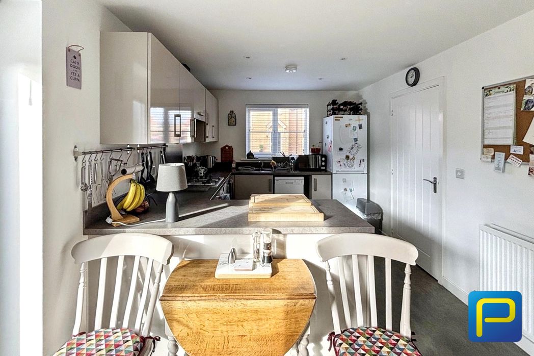 Property image 7 of 19