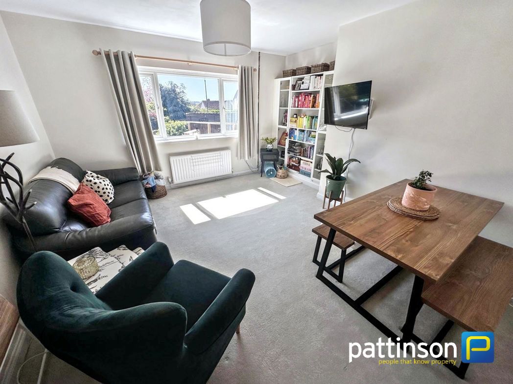 Property image 2 of 13