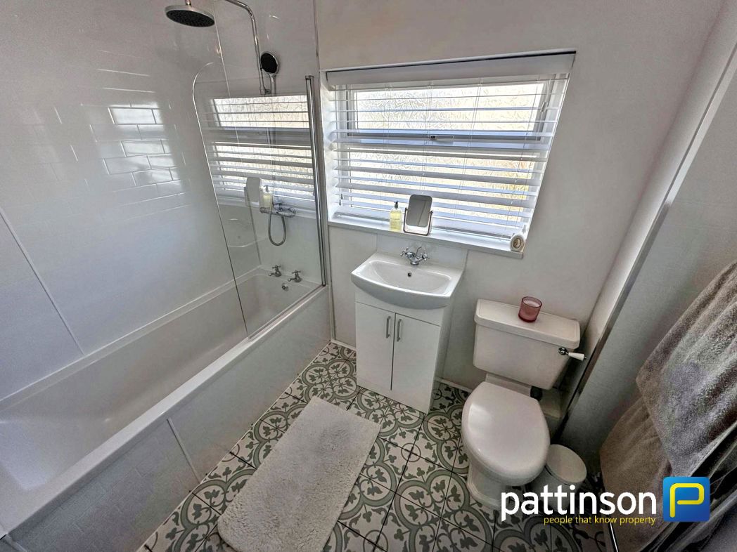 Property image 9 of 13