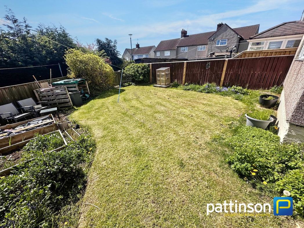 Property image 11 of 13