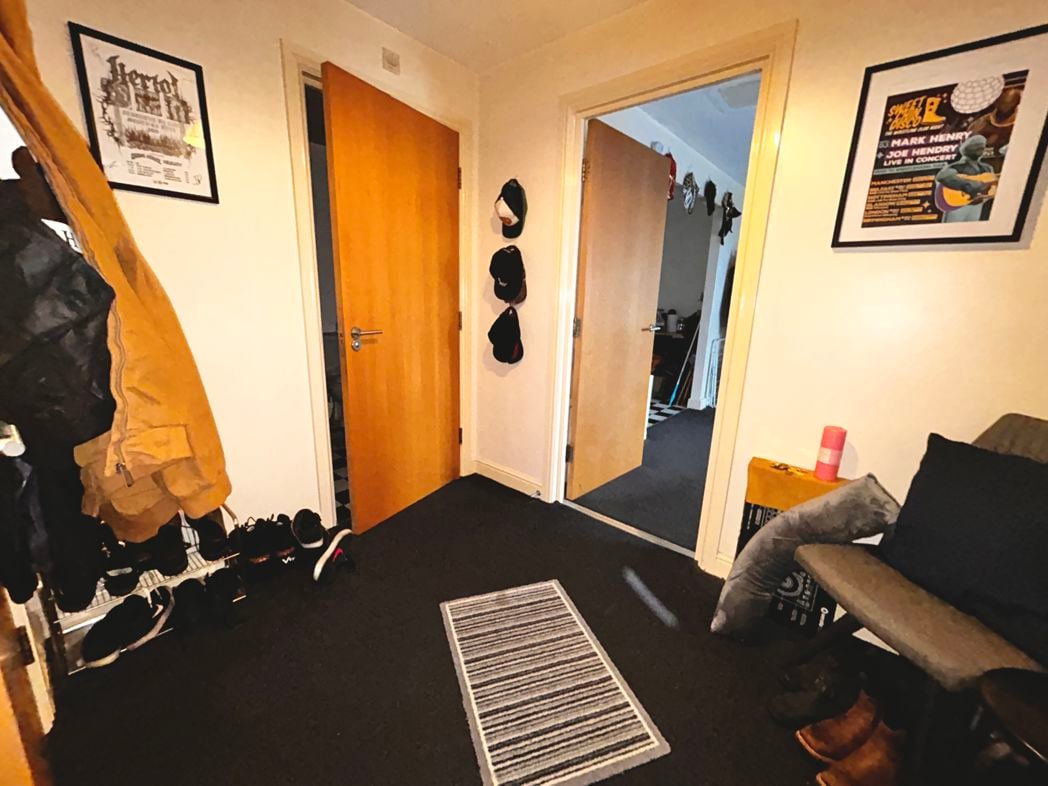 Property image 4 of 9