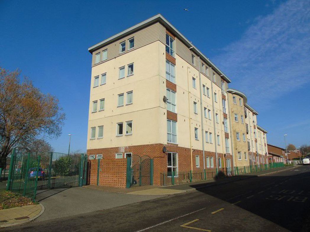 Property image 1 of 9