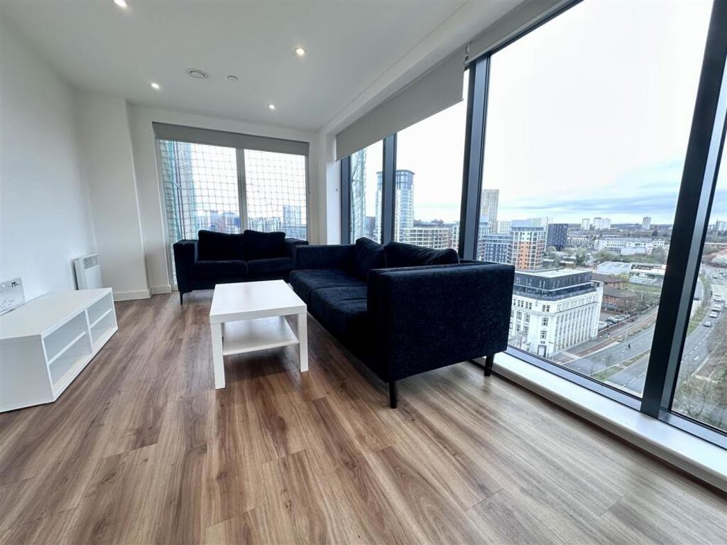 Property image 4 of 19