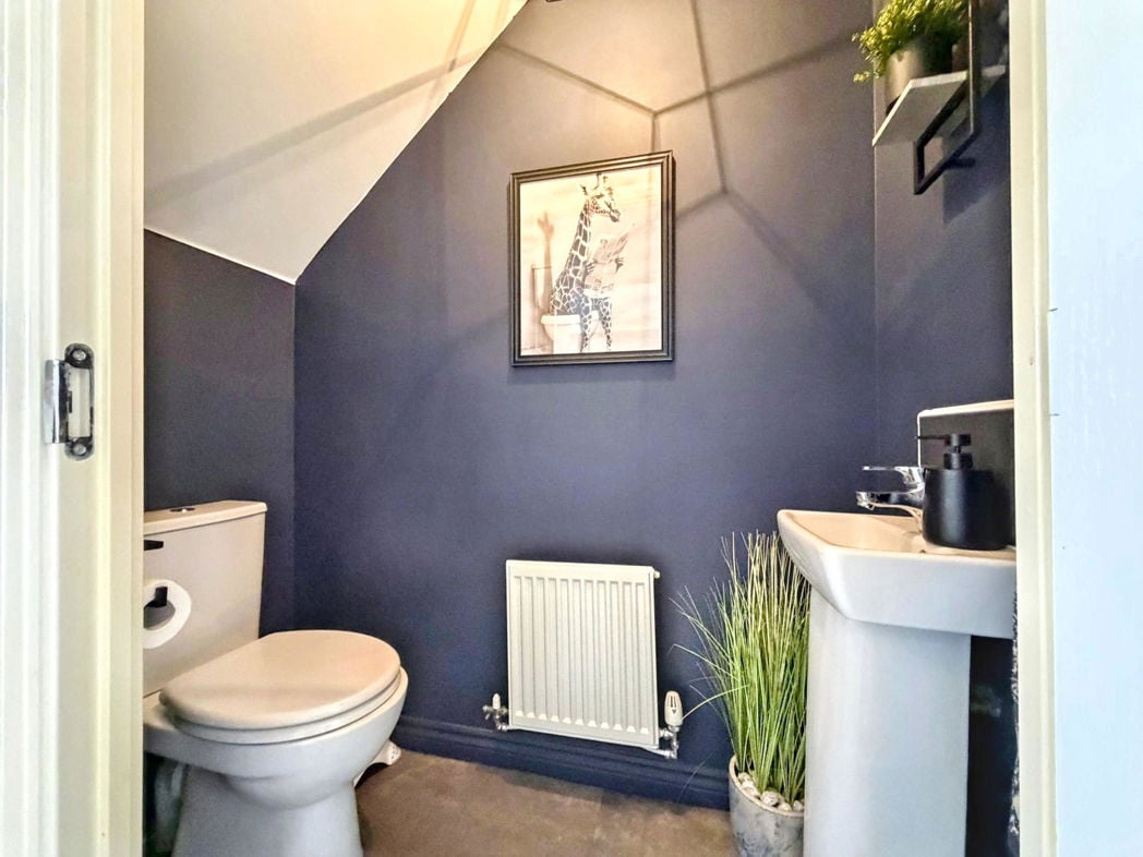Property image 13 of 32