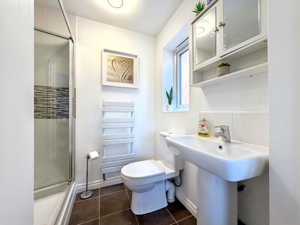 Property image 20 of 32