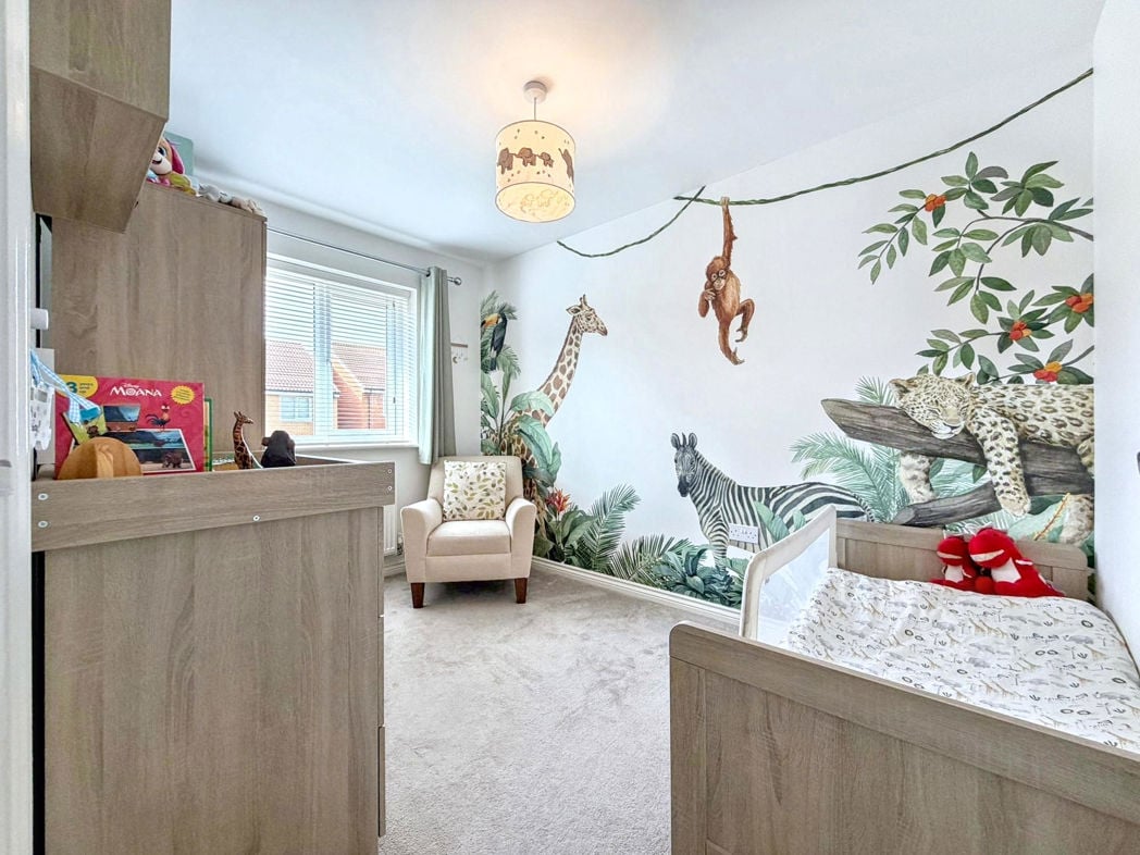 Property image 22 of 32