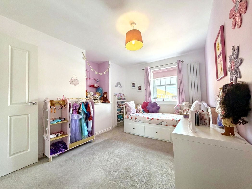 Property image 29 of 32