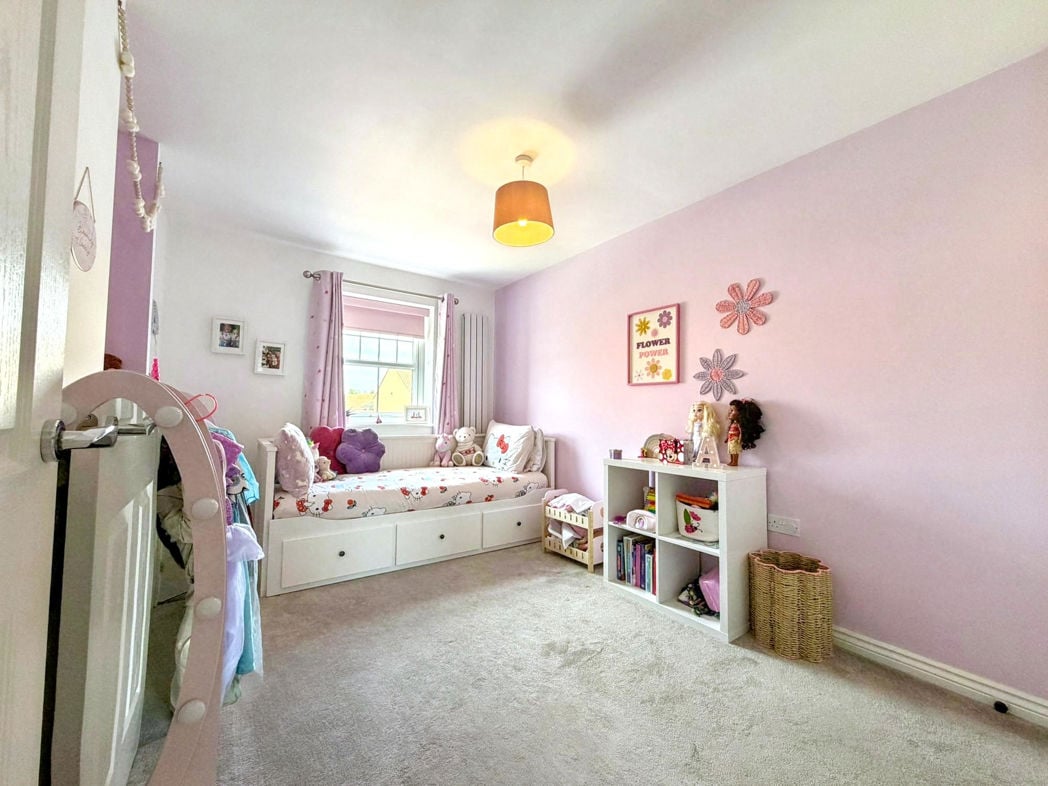 Property image 28 of 32
