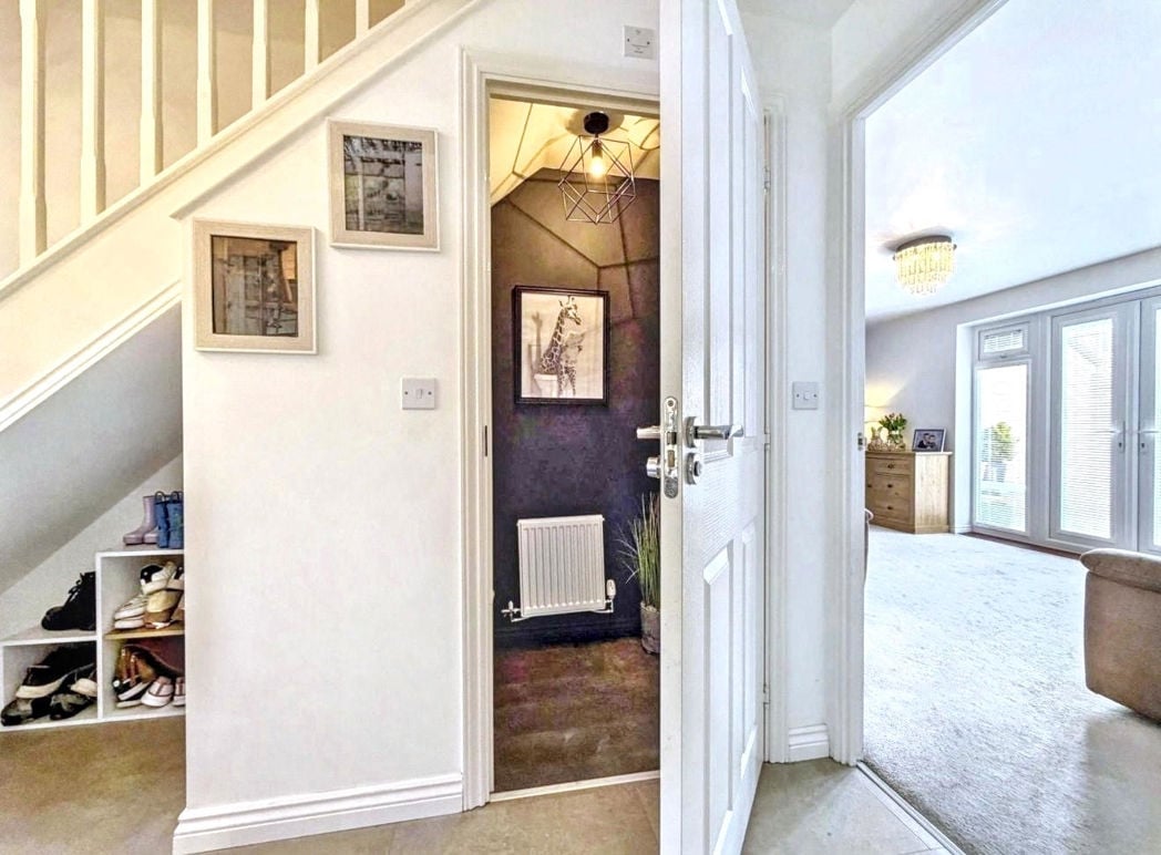 Property image 12 of 32