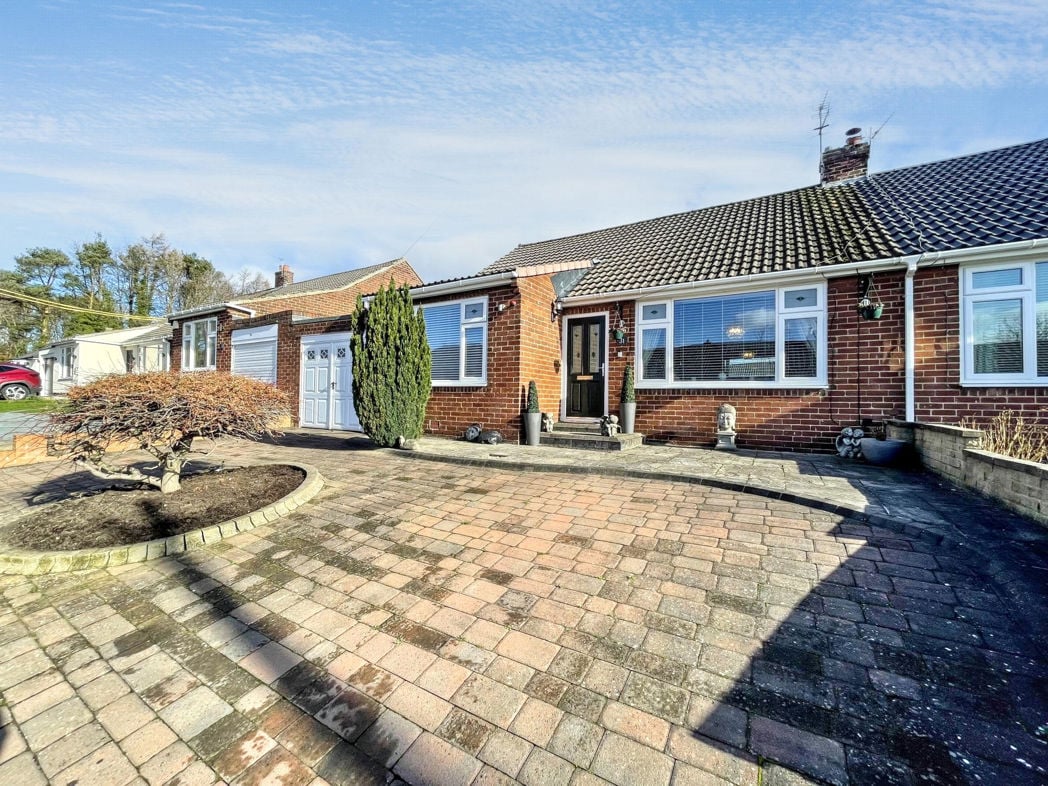 Property image 1 of 12
