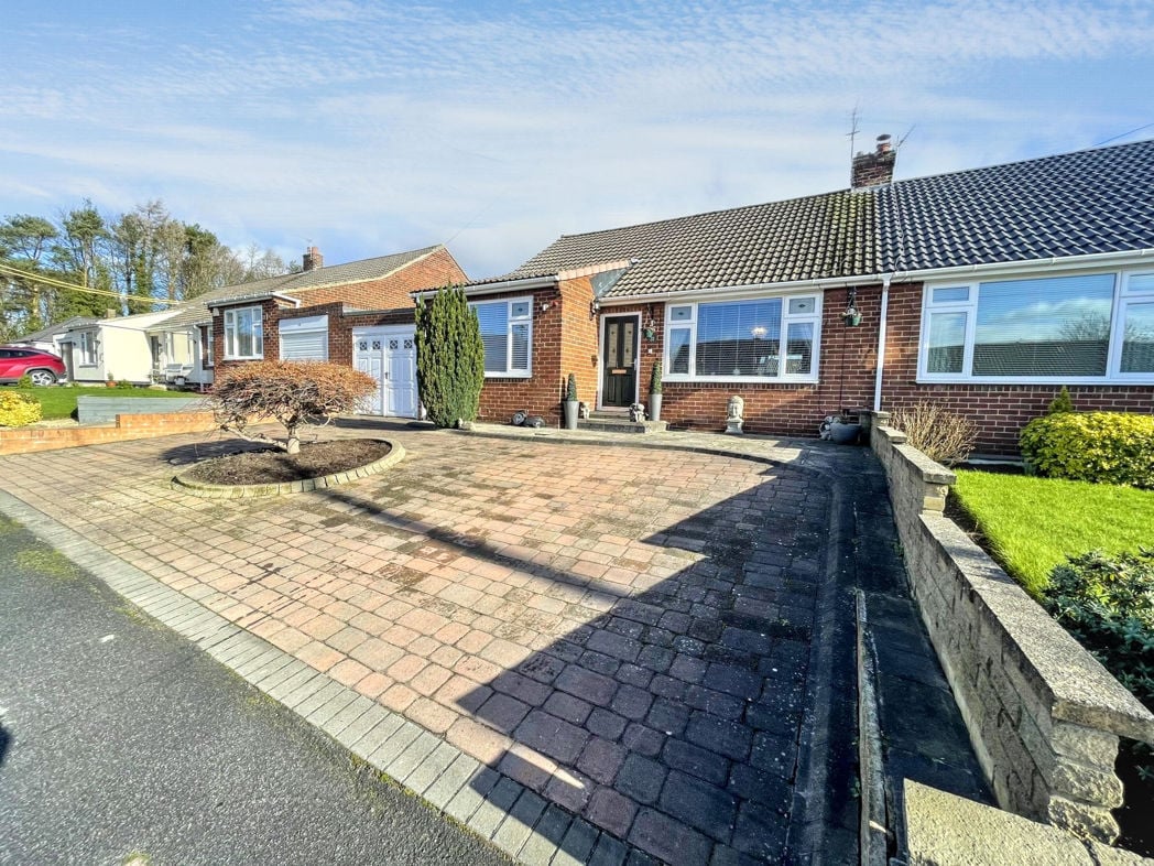 Property image 3 of 12