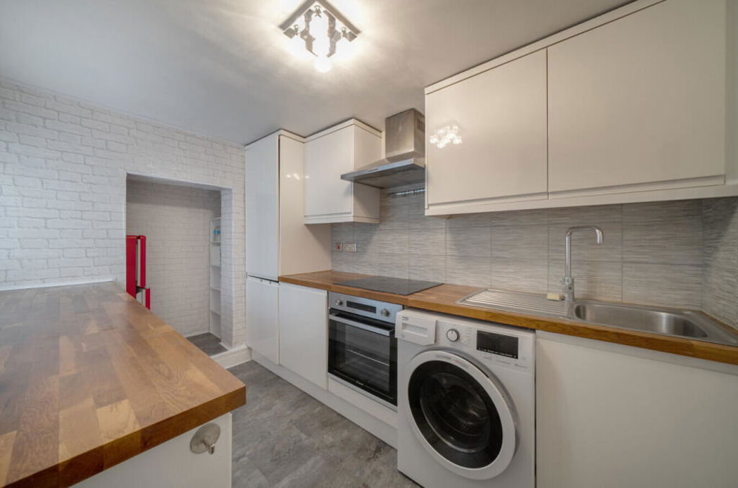 Property image 5 of 12