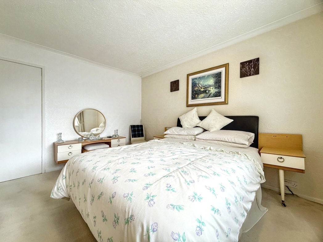 Property image 15 of 25