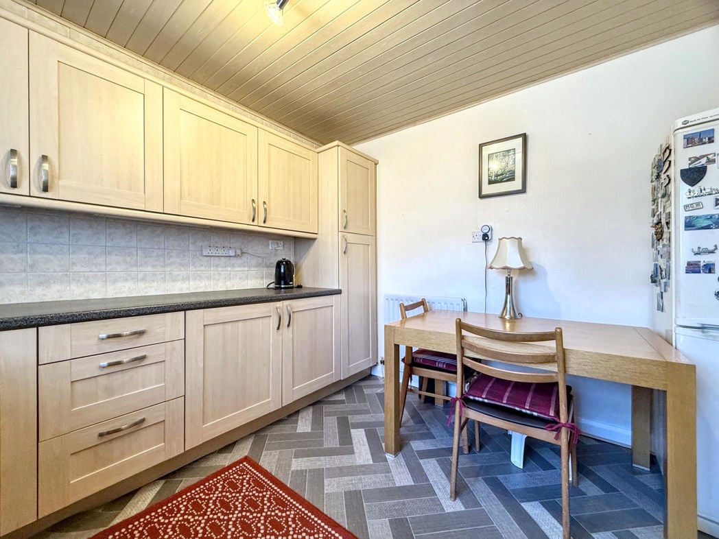 Property image 11 of 25