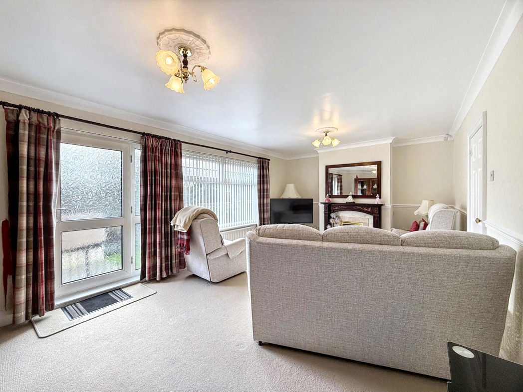 Property image 8 of 25