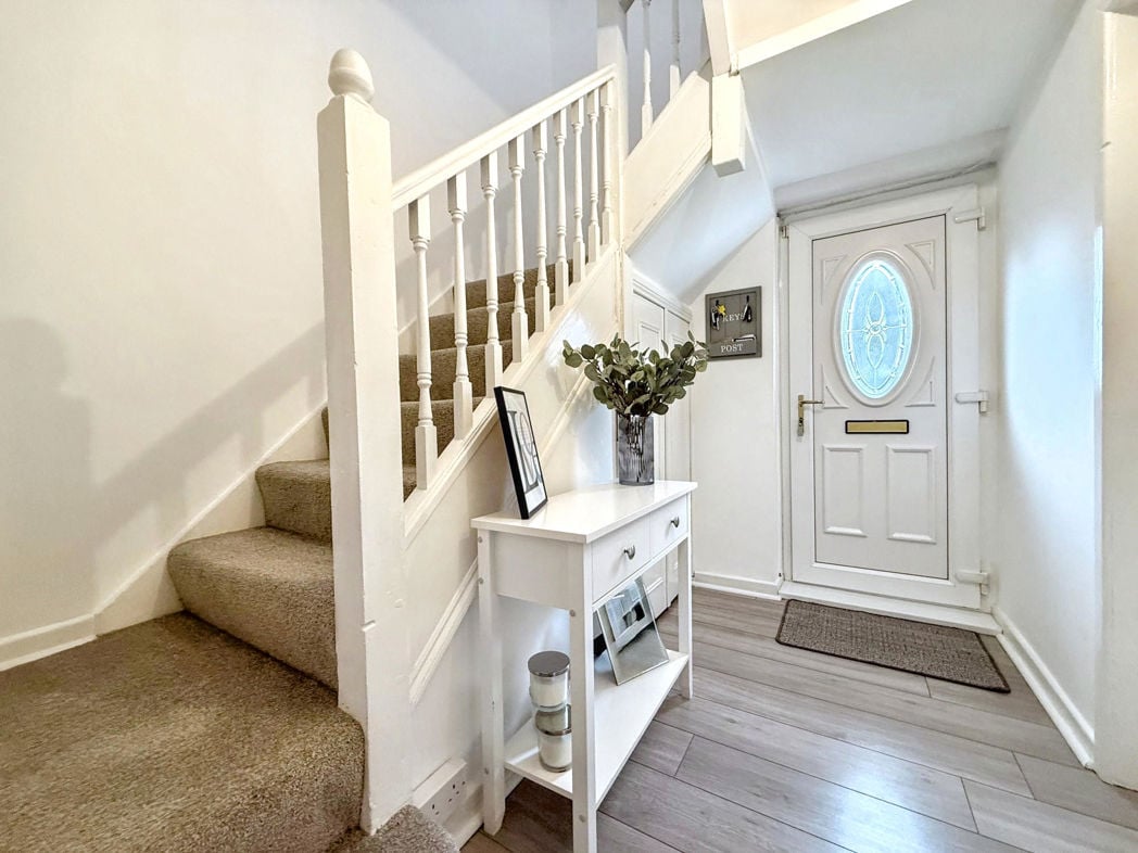 Property image 5 of 19