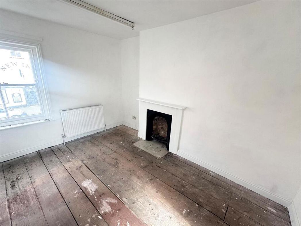 Property image 5 of 6