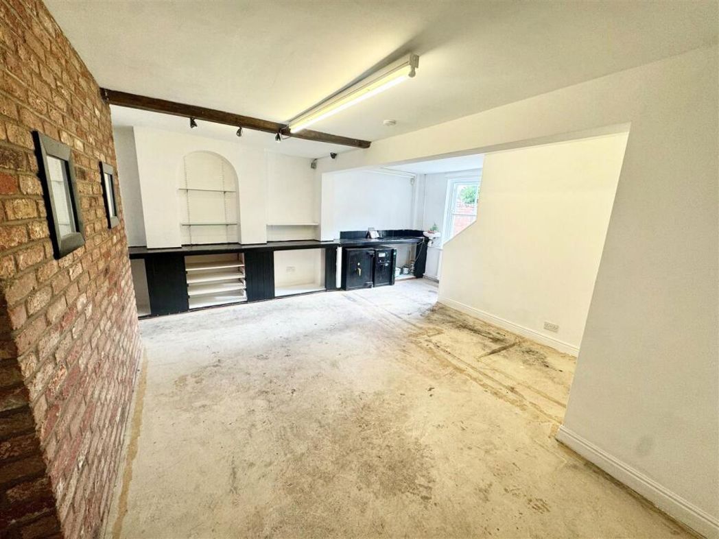 Property image 2 of 6