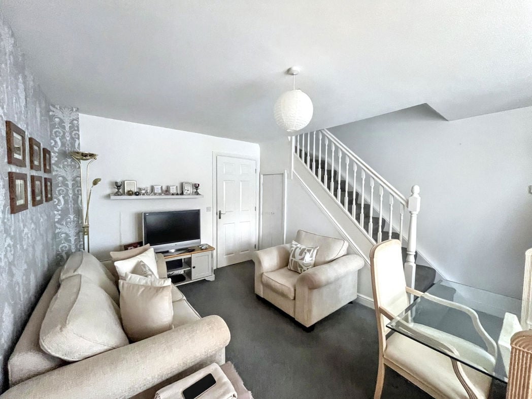 Property image 5 of 11