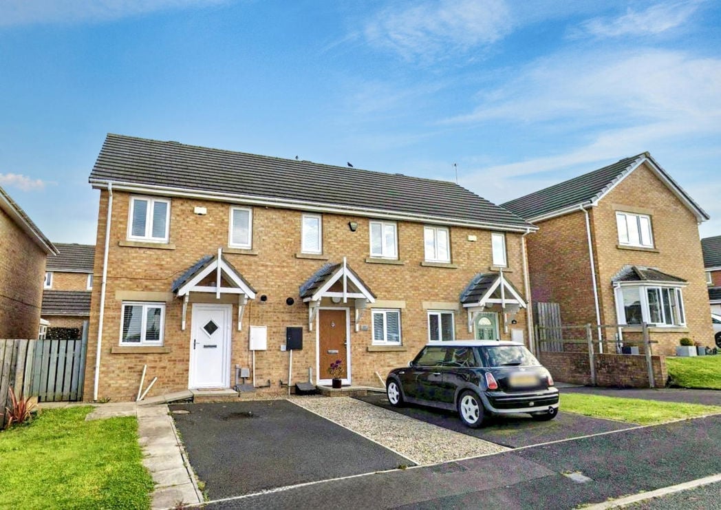 Property image 1 of 11
