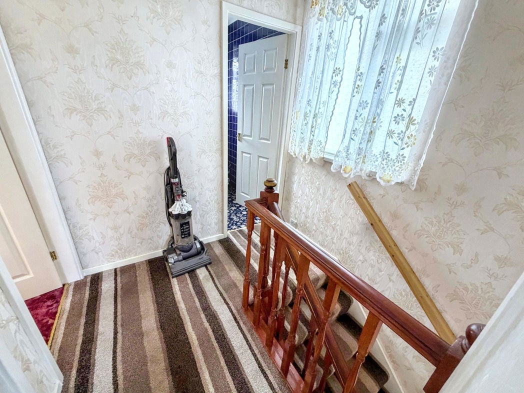 Property image 4 of 13