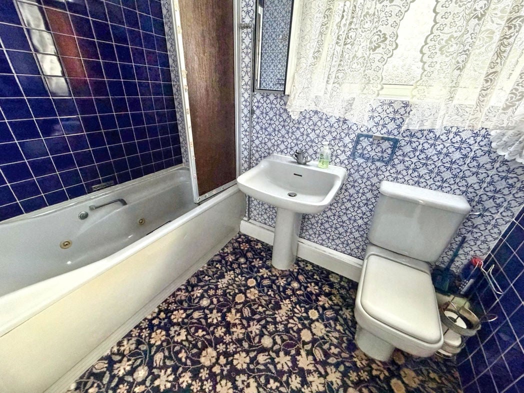 Property image 6 of 13
