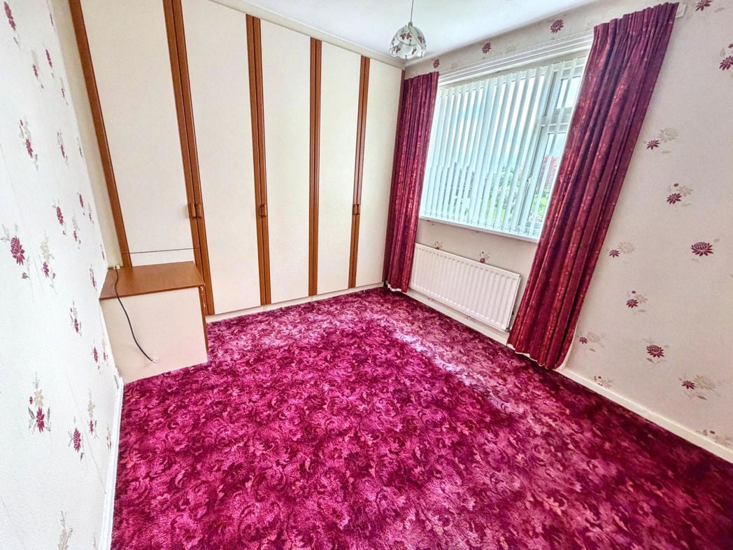Property image 8 of 13