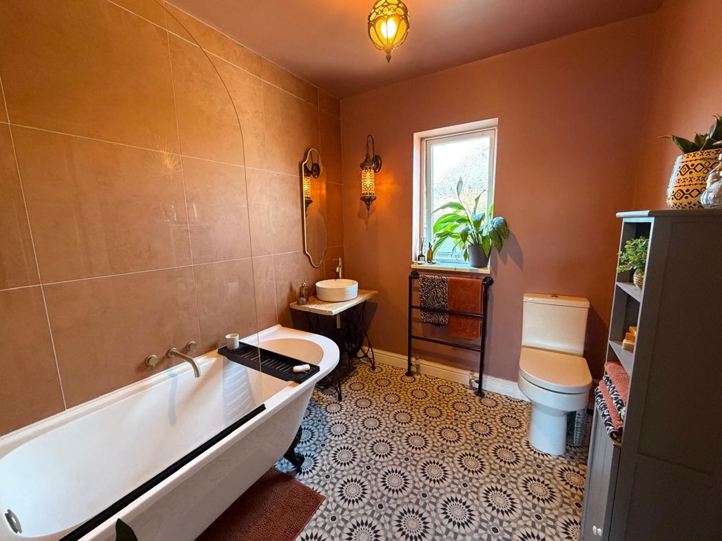 Property image 23 of 32