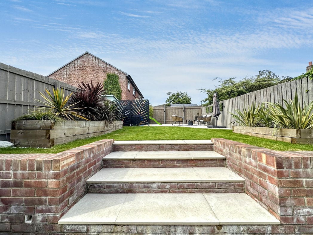 Property image 23 of 24