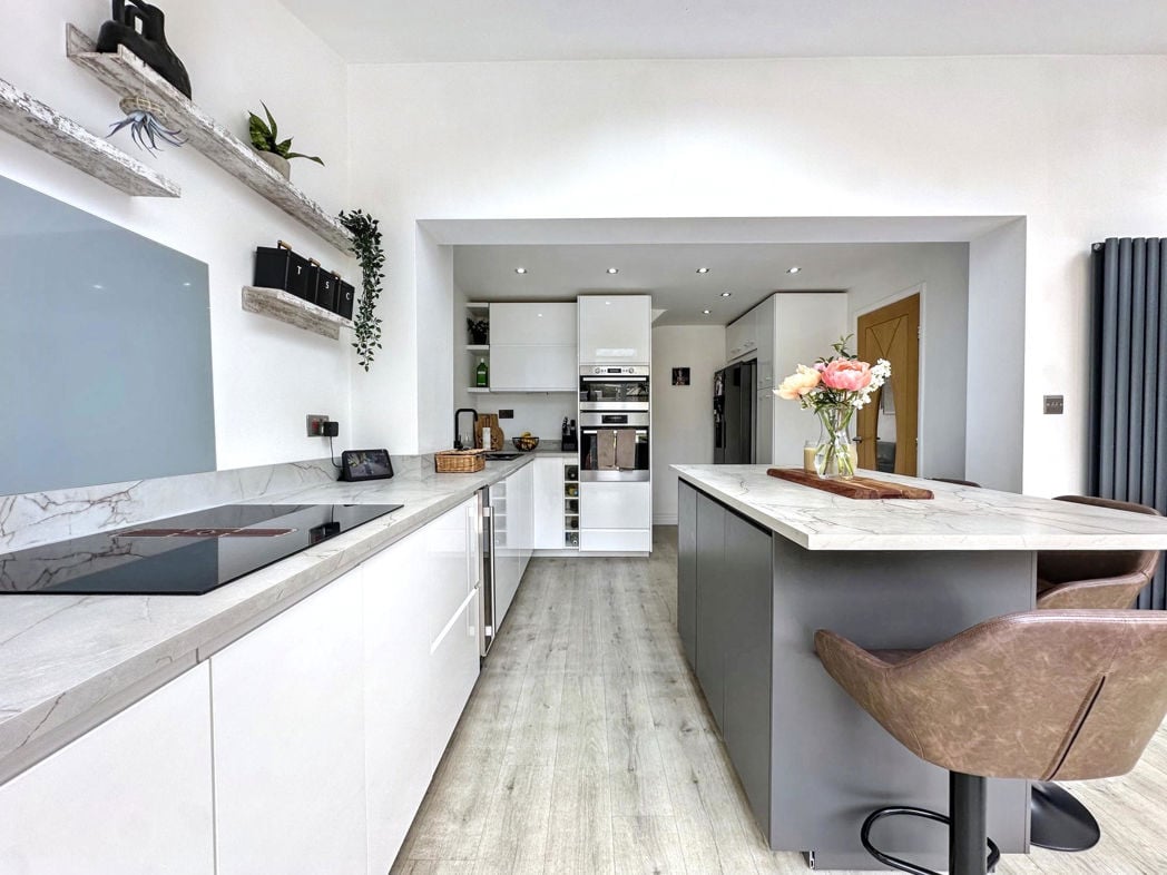 Property image 5 of 24
