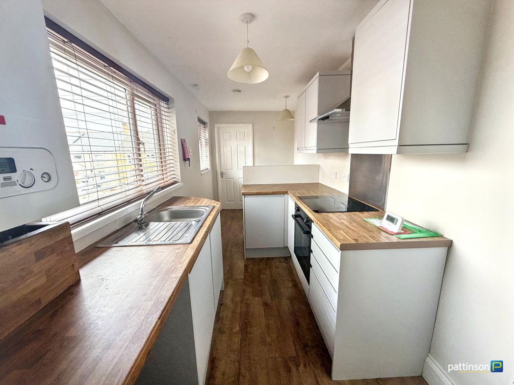 Property image 2 of 10