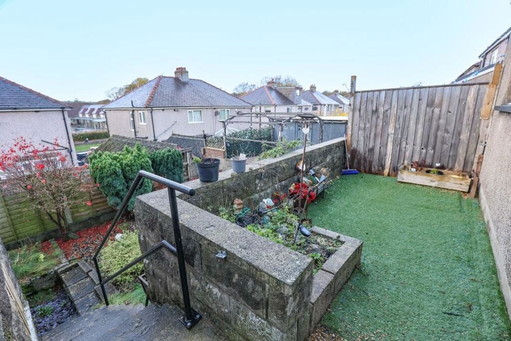 Property image 11 of 11