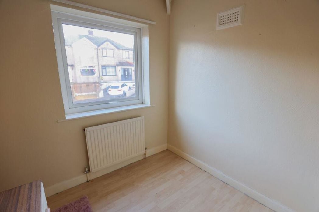 Property image 5 of 11
