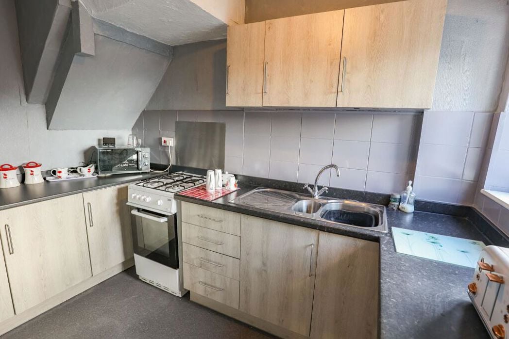Property image 2 of 11