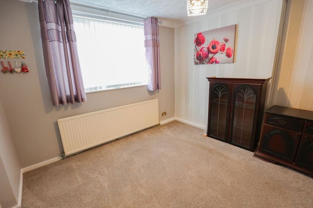 Property image 8 of 11