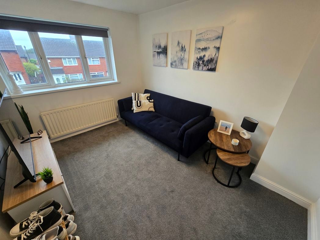 Property image 10 of 17