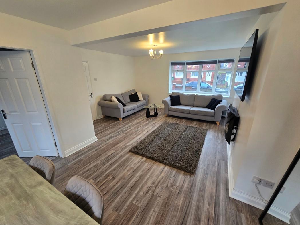 Property image 6 of 17