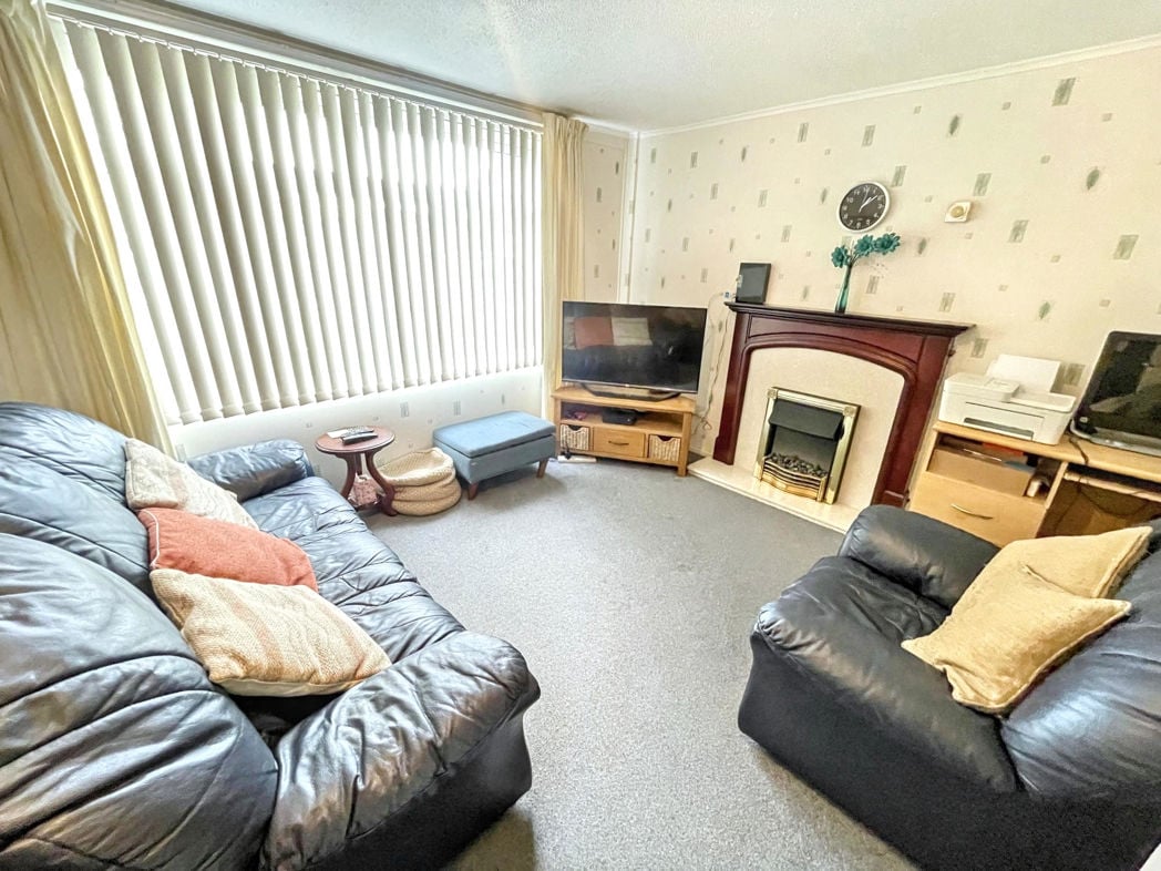 Property image 3 of 14