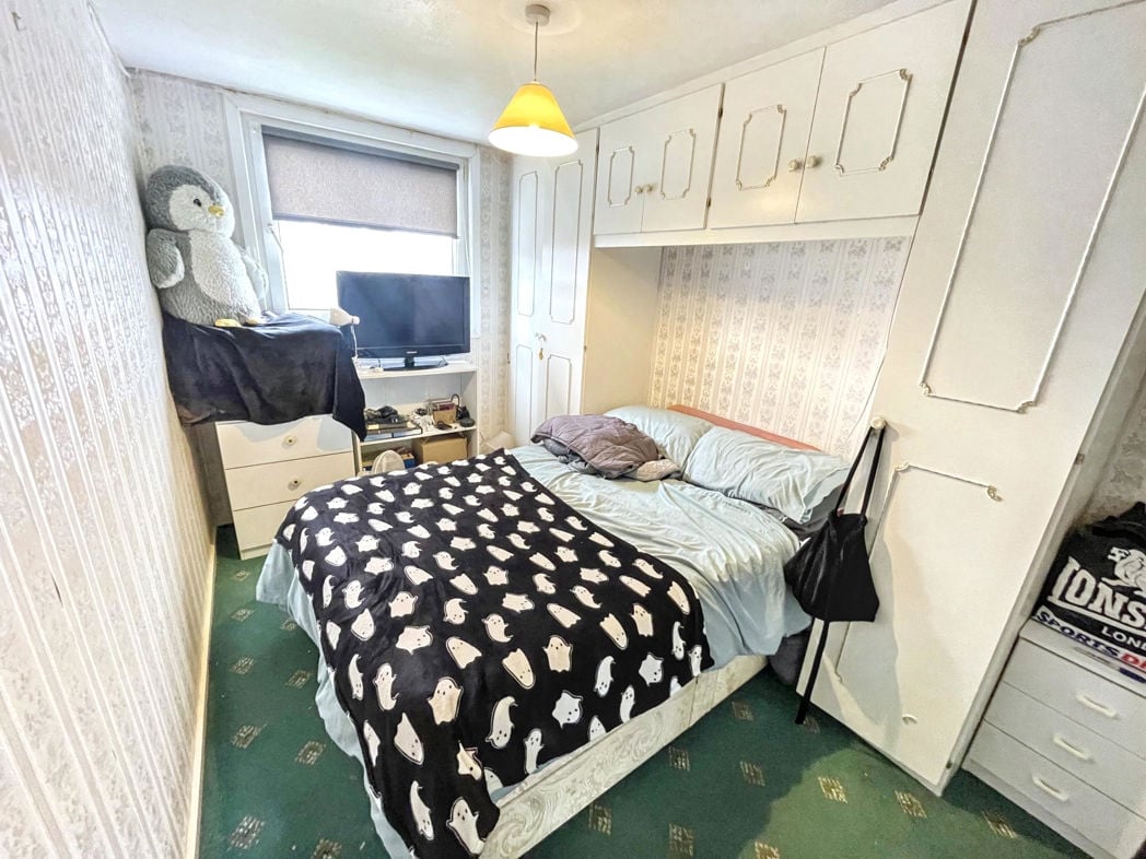 Property image 8 of 14