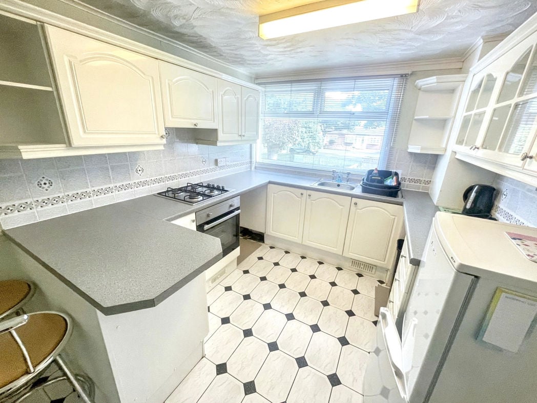 Property image 4 of 14