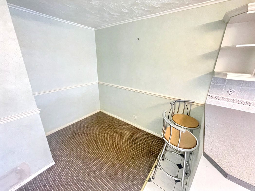 Property image 5 of 14