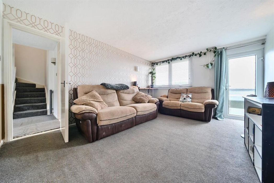Property image 4 of 13