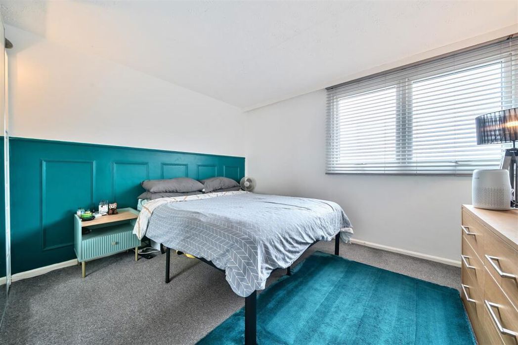 Property image 10 of 13