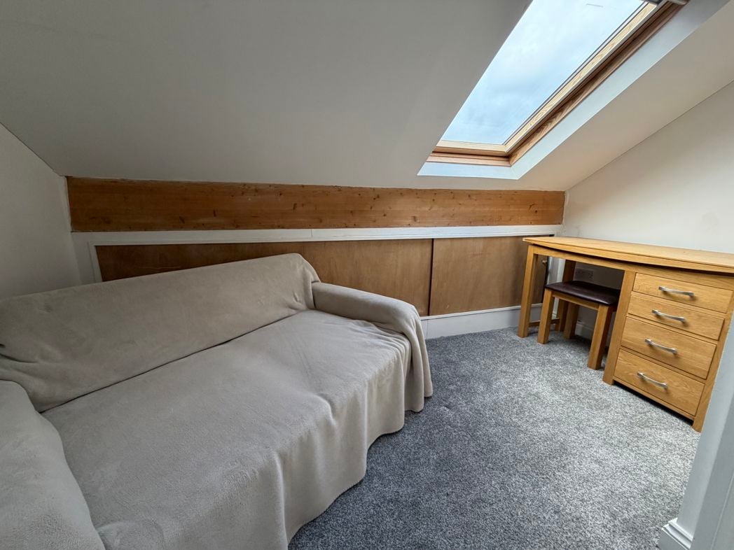 Bedroom 3 Extra
