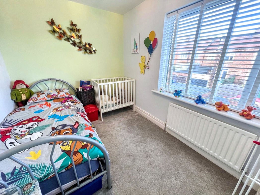 Property image 8 of 11