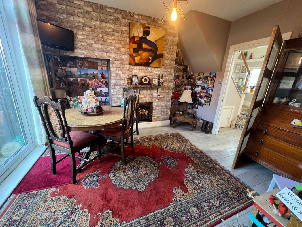 Property image 3 of 11