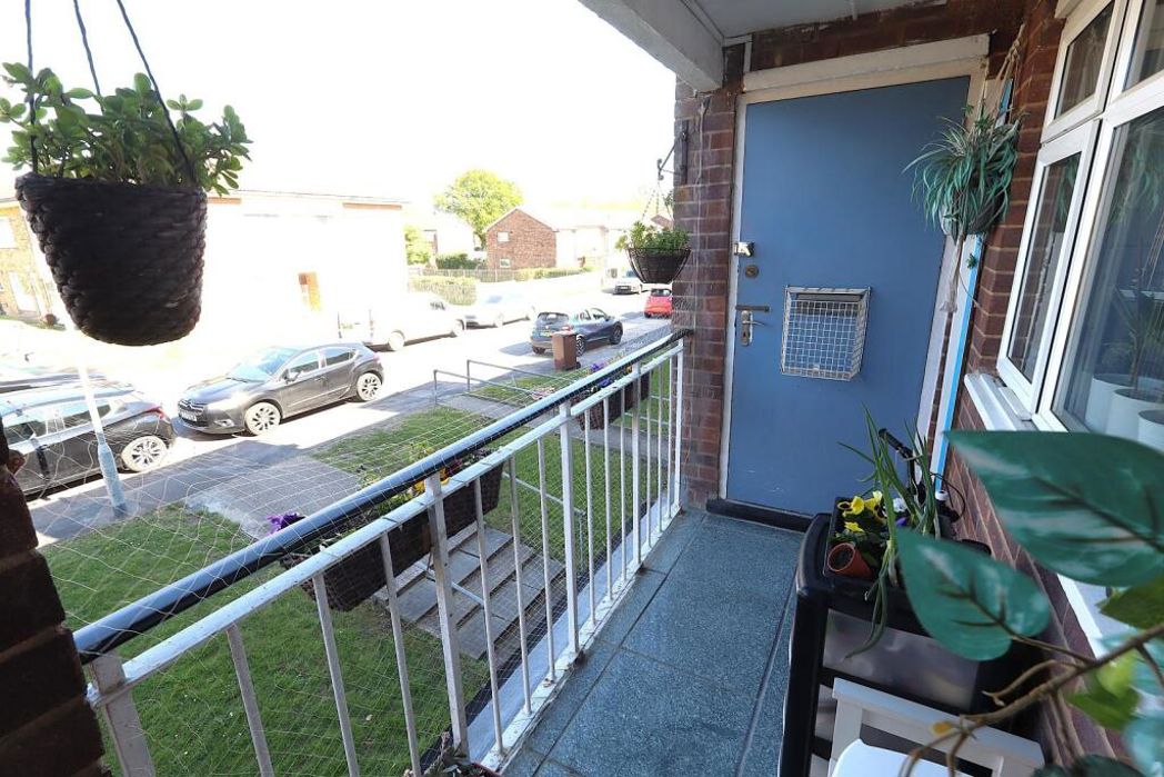 Property image 9 of 13