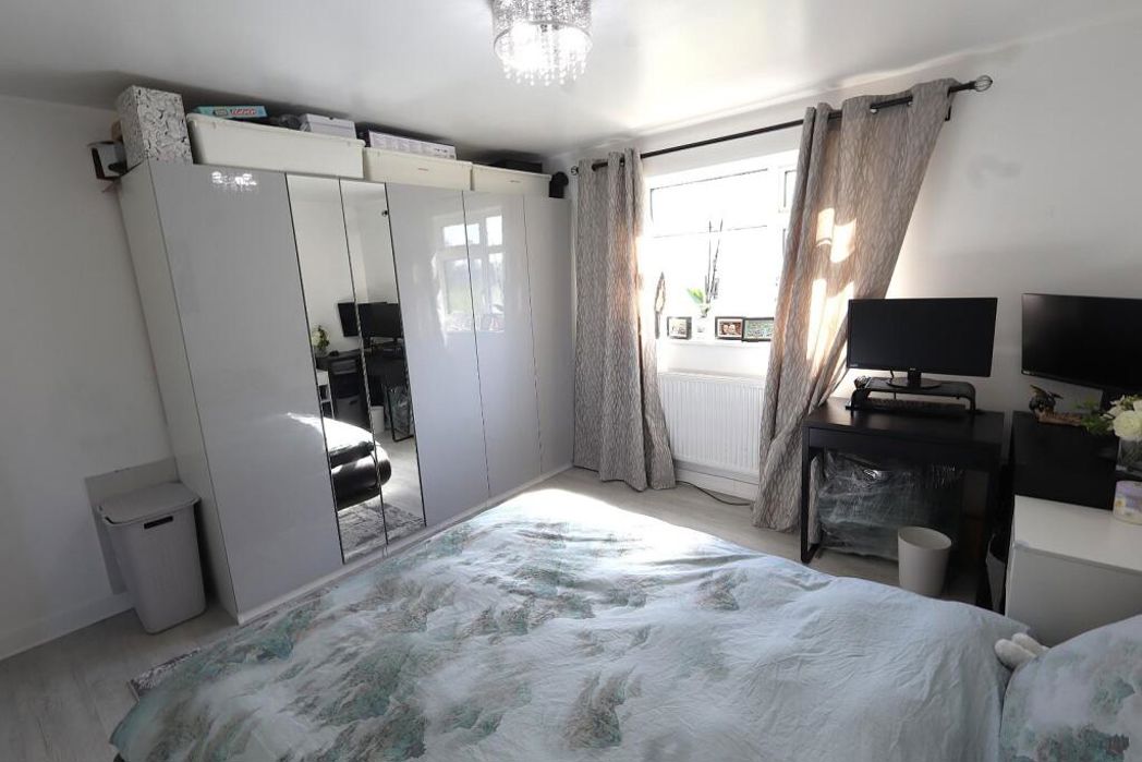 Property image 12 of 13