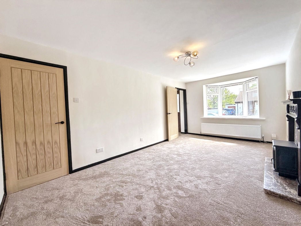 Property image 9 of 19